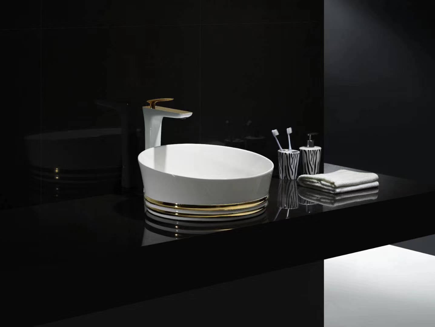 white sink with gold border line for vanity 8000XG